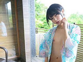 女よりも女らしい女装子香椎つむぎ　初めての温泉アナルFUCK　サンプル画像02